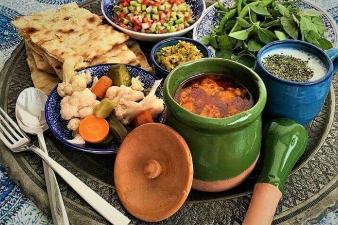 Quince & Walnut Broth: A yummy traditional Iranian food