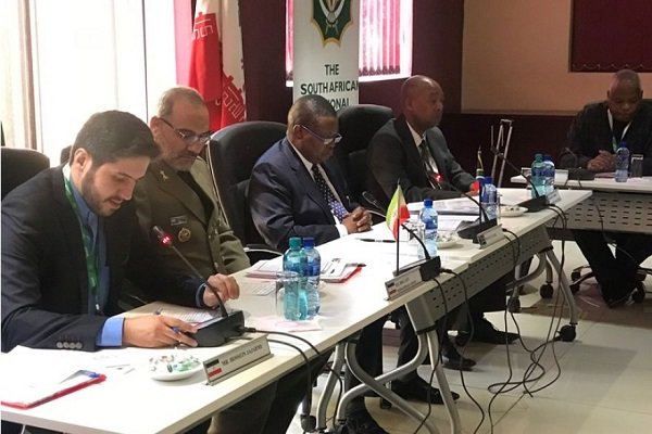 Iran, South Africa discuss defense cooperation
