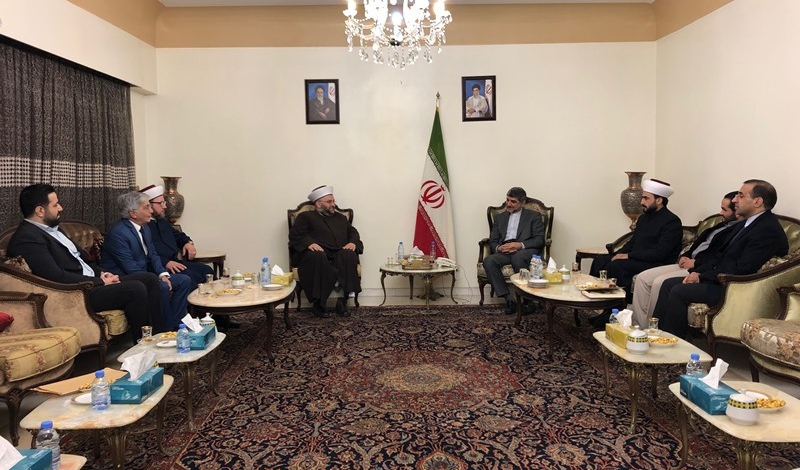 Lebanese Sunni figures confer with Iran ambassador