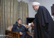 Photos: President Rouhani visits Christian family  <img src="https://cdn.theiranproject.com/images/picture_icon.png" width="16" height="16" border="0" align="top">