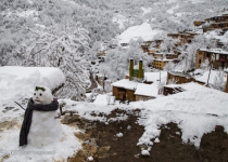 Photos: Irans historic city of Masuleh turns white by heavy snow  <img src="https://cdn.theiranproject.com/images/picture_icon.png" width="16" height="16" border="0" align="top">