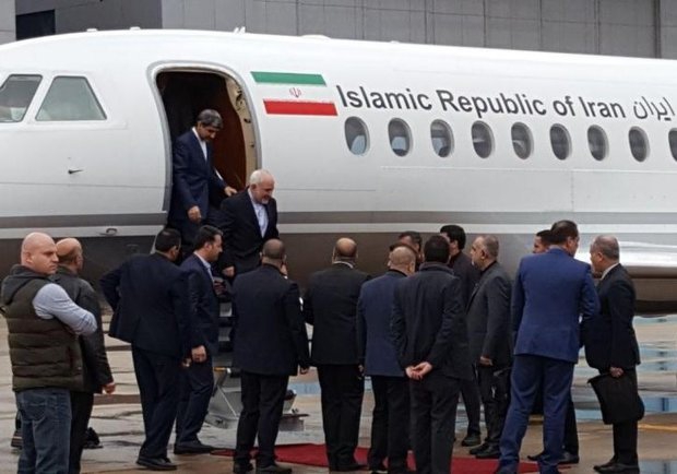 Zarif arrives to meet Lebanese Pres., officials