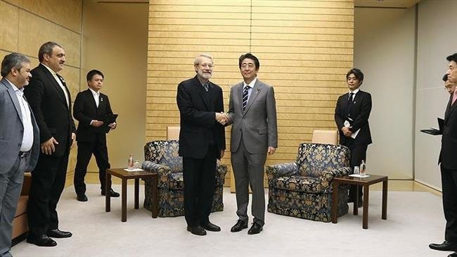 Larijani confers with Japanese premier