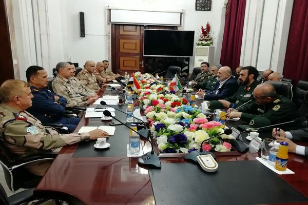 Iran, Iraq confer on ways to deepen military ties