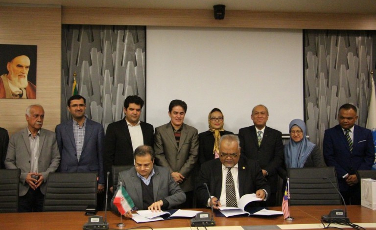 Iranian, Malaysian officials welcome further scientific cooperation