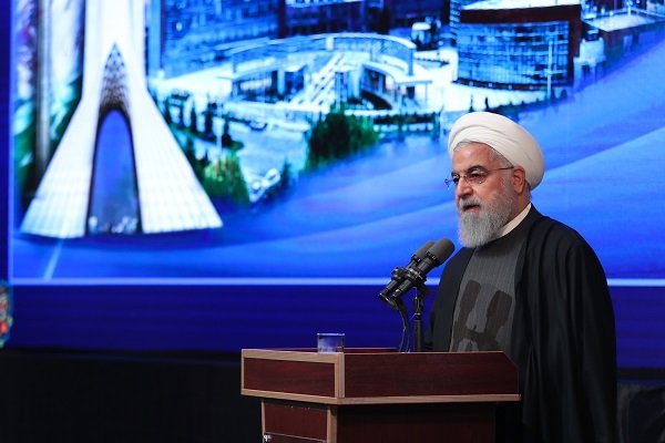 Rouhani inaugurates 1st phase of vacuum tech center in Fordow