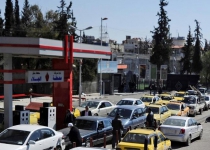 Syrian fuel queues grow, report cites Iranian credit freeze