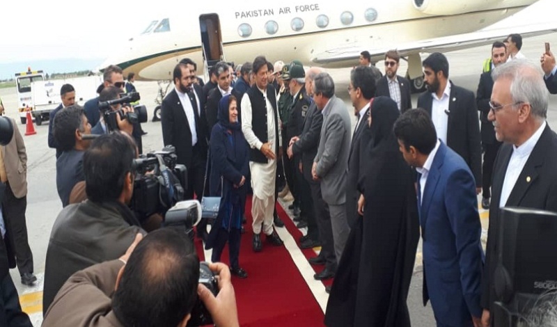 Pakistani PM lands in Mashhad as first step of Iran state visit