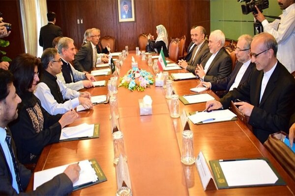 Pak FM calls for resolution of regional issues through diplomatic engagement