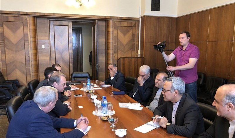 Iranian, Russian diplomats discuss regional issues