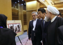 Rouhani, Abe pay visit to Iran-Japan relations expo