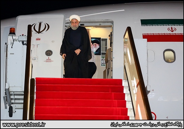 Rouhani arrives in Tajikistan