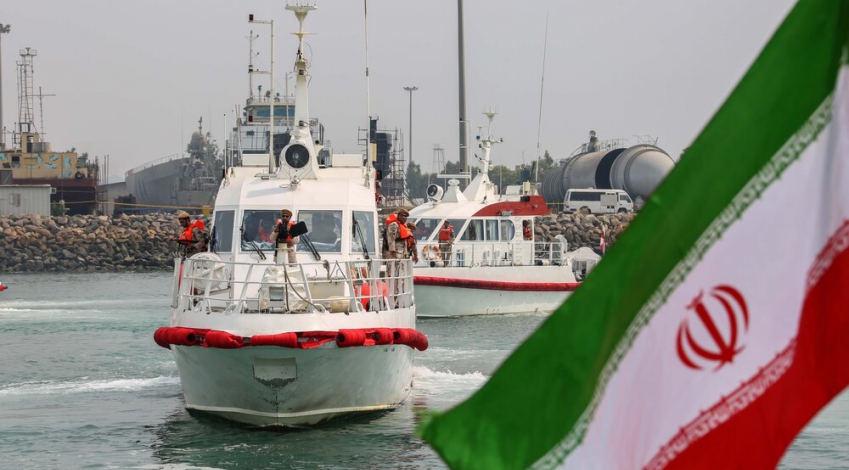 Iranian coast guard gets new patrol boats