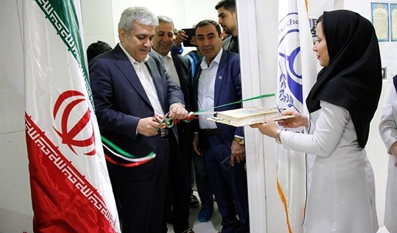 Iran unveils new homegrown pharmaceutical products