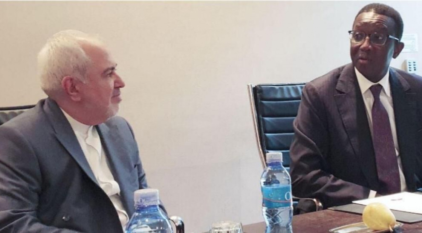 Iranian FM, Senegalese counterpart discuss closer ties
