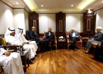 Zarif meets Kuwait-Iran friendship group