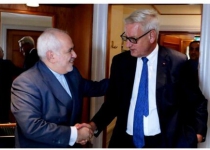 Ex-Swedish PM holds talks with Zarif
