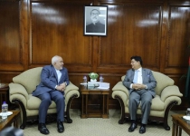 FM Zarif, Bangladeshi counterpart hold talks in Dhaka