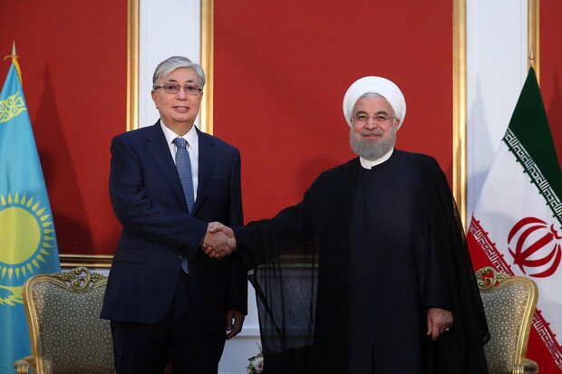 Rouhani meets Kazakh counterpart in Yerevan