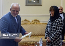Photos: New Australian envoy submits copy of credentials to Zarif  <img src="https://cdn.theiranproject.com/images/picture_icon.png" width="16" height="16" border="0" align="top">