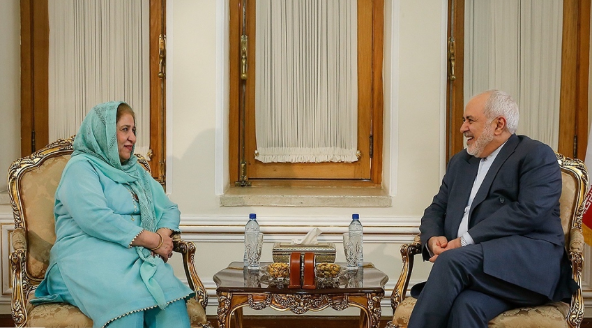 Zarif meets with departing Pakistani envoy