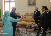 Photos: Zarif meets with departing Pakistani envoy  <img src="https://cdn.theiranproject.com/images/picture_icon.png" width="16" height="16" border="0" align="top">