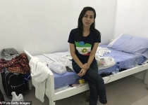 Philippines grants asylum to Iranian woman held in airport