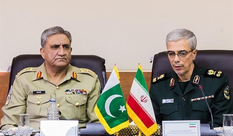 Top Iranian, Pakistani Generals meet in Tehran