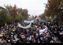 Iranians held rallies in support of establishment after Friday prayers