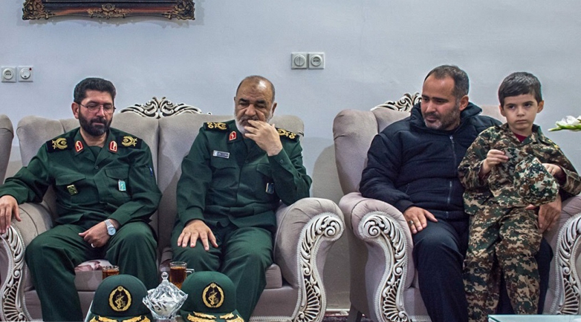 IRGC chief visits family of 