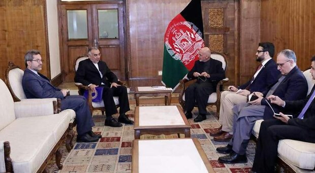 Iranian envoy, Ashraf Ghani discuss mutual relations