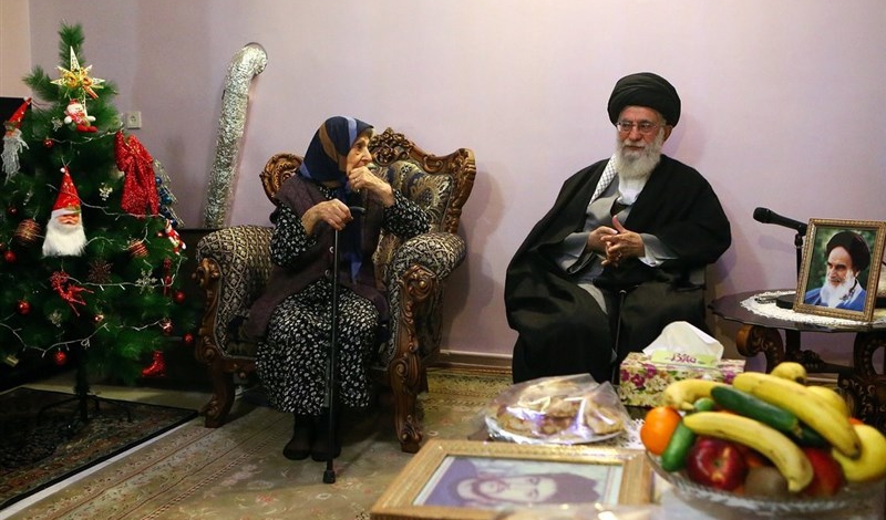 Ayatollah Khamenei pays tribute to Jesus Christ on Christmas Eve