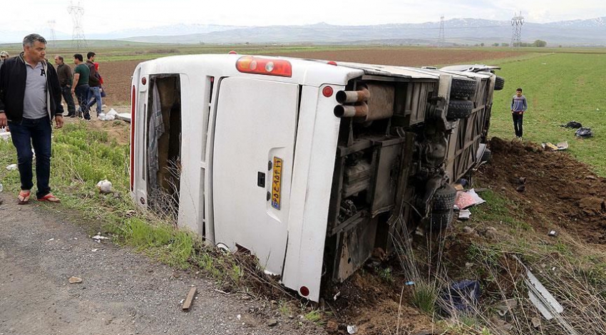 20 killed as passenger bus rolls over in northern Iran