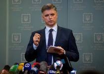 Ukraine to press for plane crash black boxes as Iran minister visits