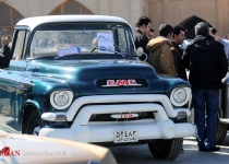 Photos: Vintage car show in Isfahan  <img src="https://cdn.theiranproject.com/images/picture_icon.png" width="16" height="16" border="0" align="top">