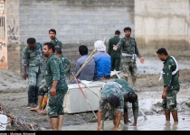 IRGC ground force continues helping flood-hit people in SE Iran