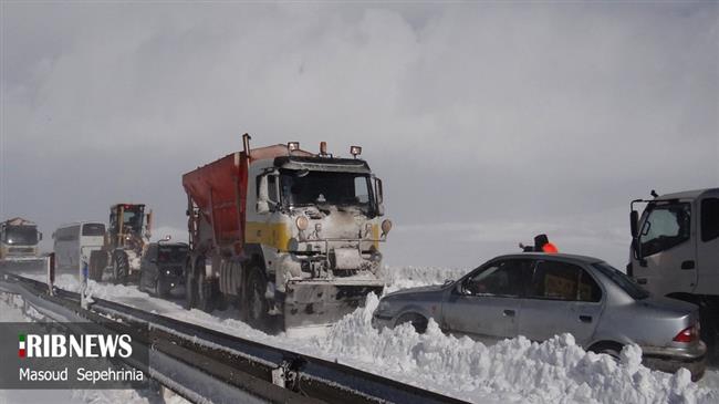 Relief operation underway on Iranian road shut by heavy snowfall