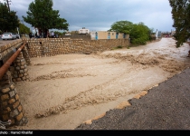 Floods kill 11 in Iran, air rescue underway