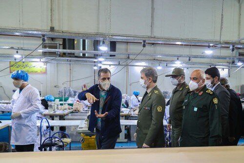 Defense Industries plant produces masks & protective gowns for medics