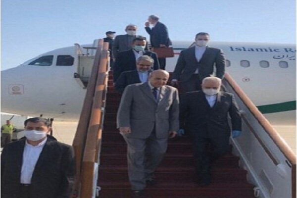 FM Zarif arrives in Damascus