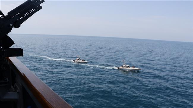 IRGC Navy warns off US warships in Persian Gulf