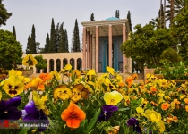 Photos: Empty mausoleum of Saadi Shiraz amid COVID-19 pandemic  <img src="https://cdn.theiranproject.com/images/picture_icon.png" width="16" height="16" border="0" align="top">