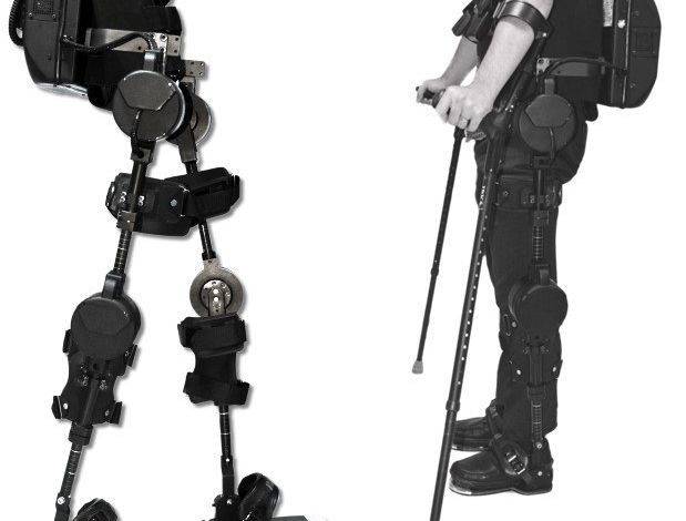 Iran builds exoskeleton robot for disabled people