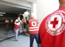 Iran Red Crescent delivers 15 tons of food to Lebanon Red Cross