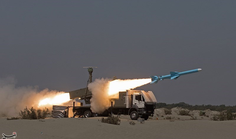 Irans Navy fires coast-to-sea missile in war game