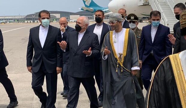 Iran FM Zarif arrives in Muscat