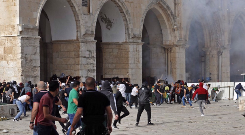 Israel steals peoples land, shoots them in holy mosque: Iran FM says amid al-Aqsa flare-up