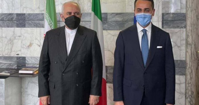 Iranian, Italian FMs confer on promoting bilateral ties
