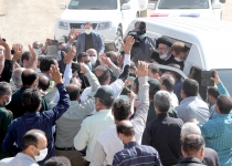 Pres. Raisi talks face-to-face with southwestern Iranian nomads, promises to resolve their problems