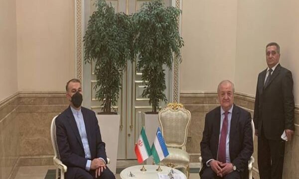 Iranian, Uzbek FMs agree on Tehran-Tashkent coop. roadmap